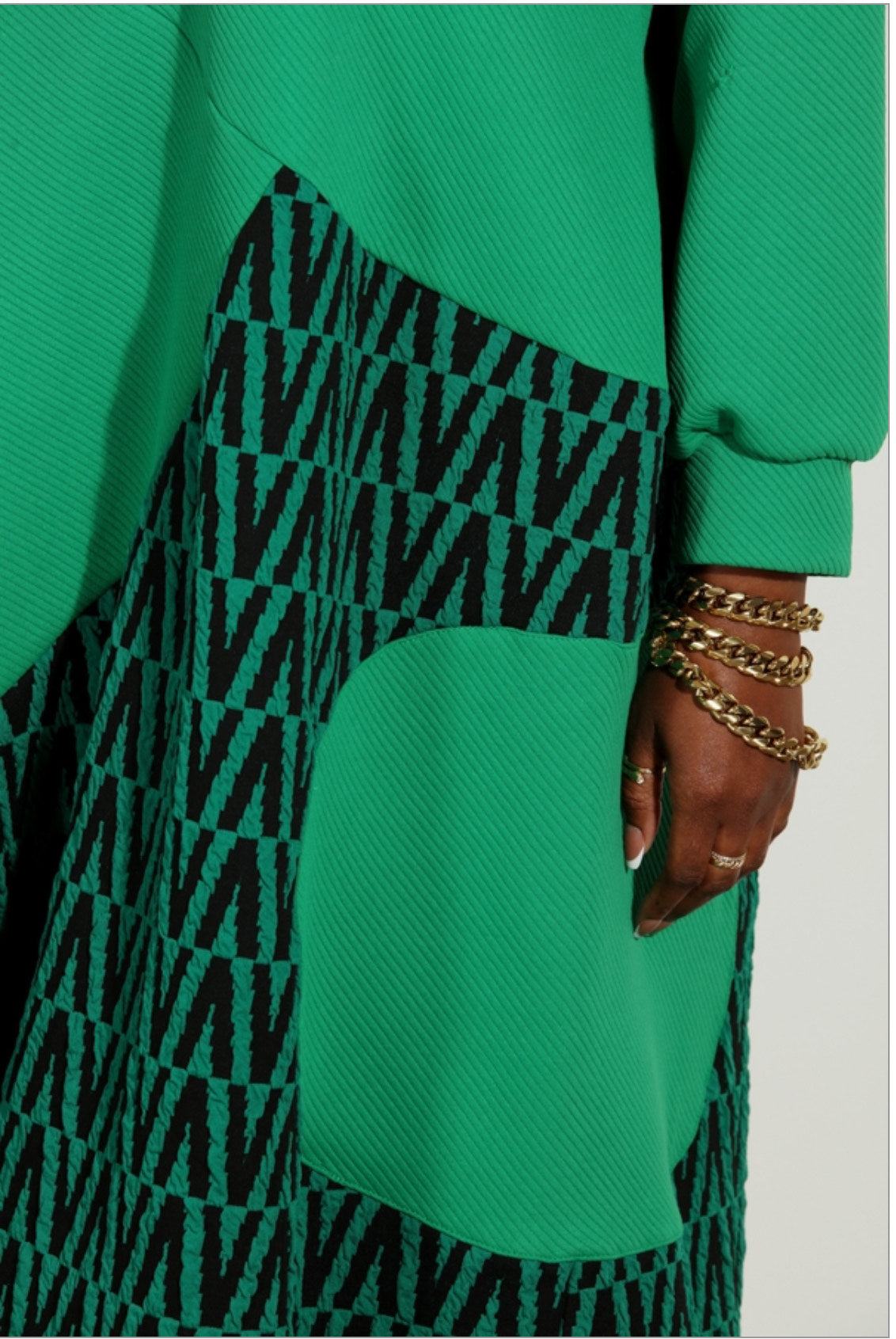 Green Skirt Set