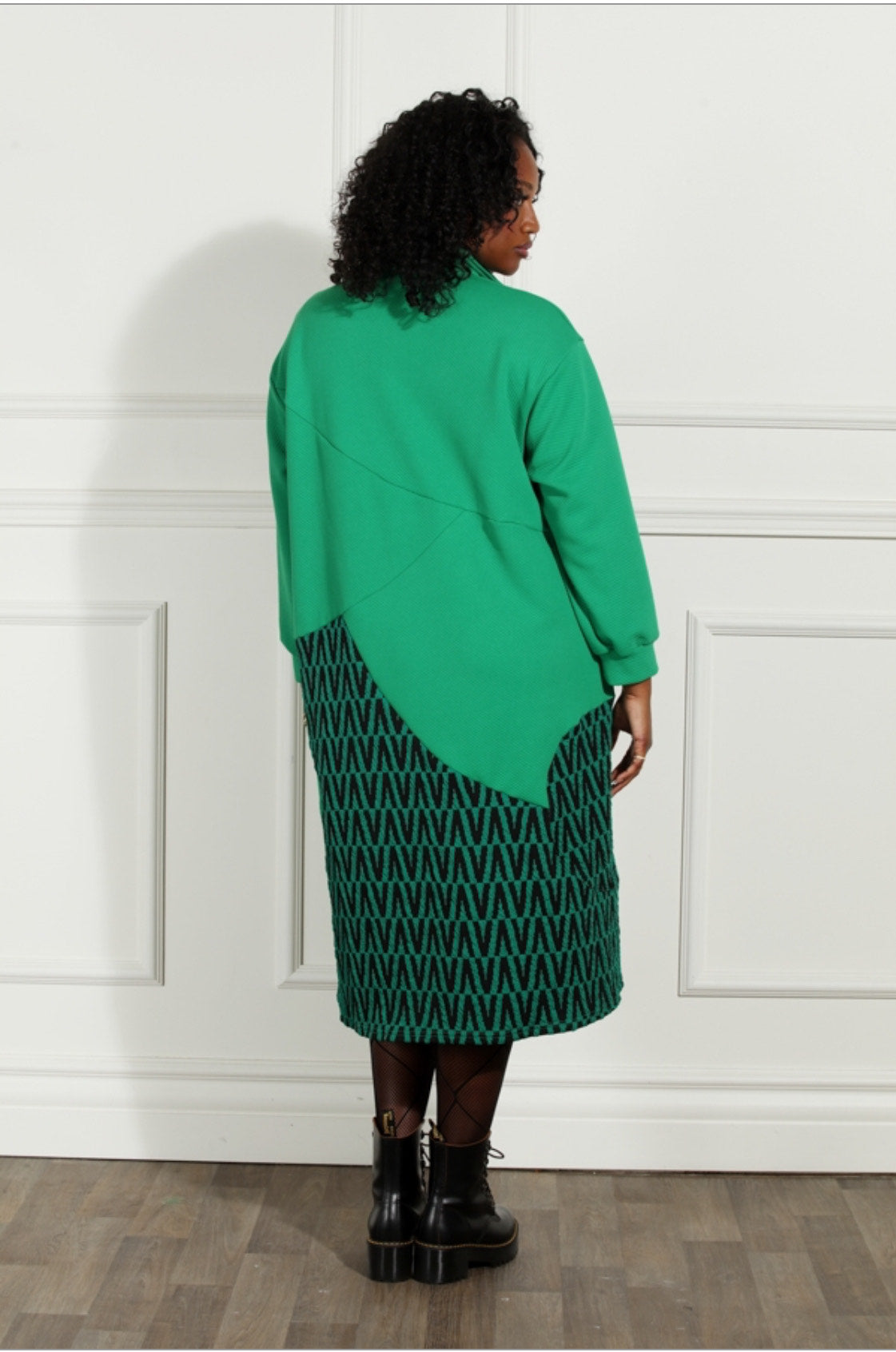 Green Skirt Set